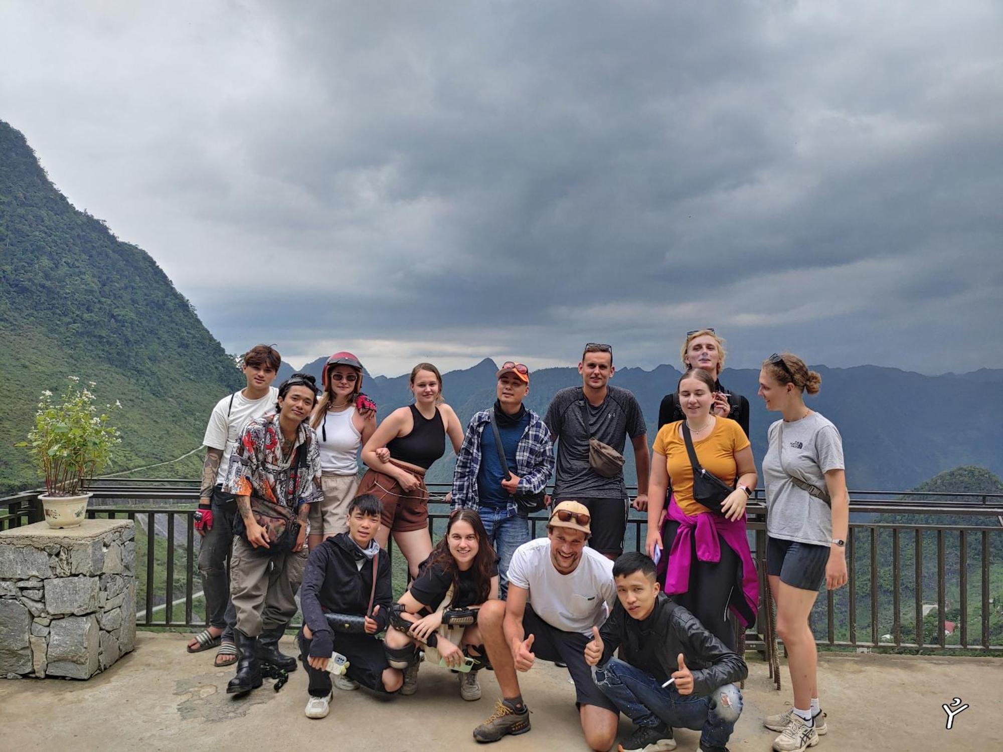 Ha Giang Lotus Hostel Motorbikes Tours Luaran gambar